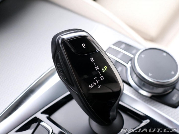 BMW 6 3,0 250kW 640i xD GT CZ D 2018