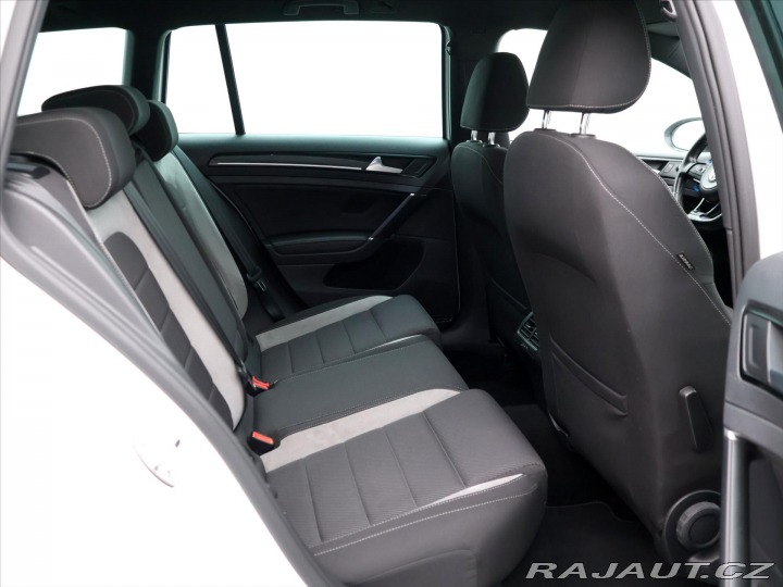 Volkswagen Golf 2,0 TSI R 221kW DSG 4M 1. 2015