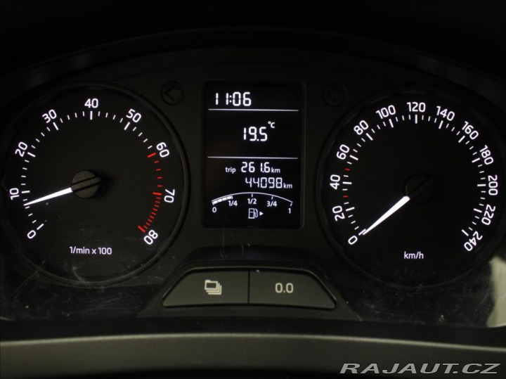 Škoda Rapid 1,2 TSi 63kW 1.maj.ČR 441 2014