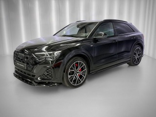 Audi Q8 55TFSi e QUATTRO S-LINE,
