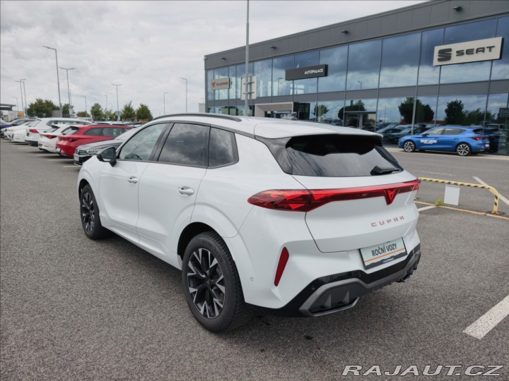 Cupra Terramar 1,5 TSI DSG 2025