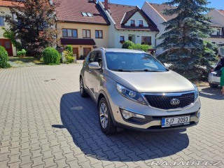 Kia Sportage 2,0   KM 142 000, 4×4 2015