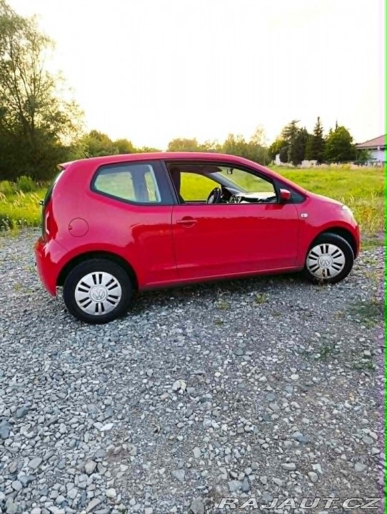 Volkswagen up! 1,0   MPI klimatizace 1800