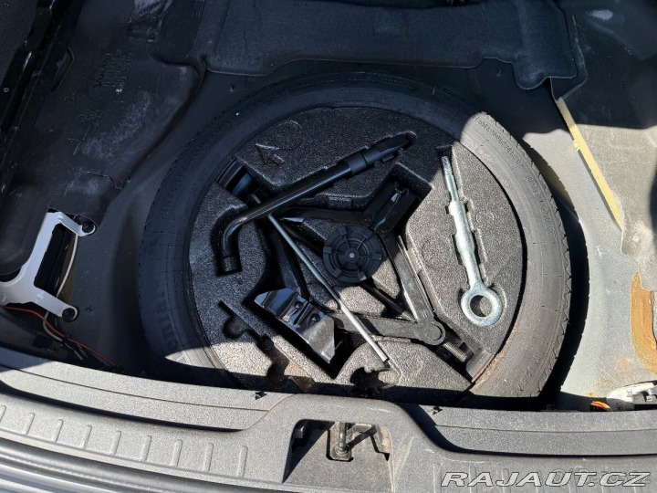 Volvo XC60 2,4   D5, r.v.2009 2009