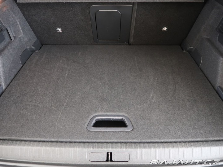Citroën C4 1.2,96KW,Puretech,EAT8,MA 2025