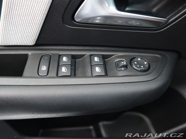 Citroën C4 1.2,96KW,Puretech,EAT8,MA 2025