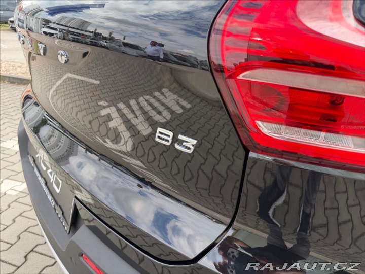 Volvo XC40 2,0 XC40 B3 Core 8378 2026
