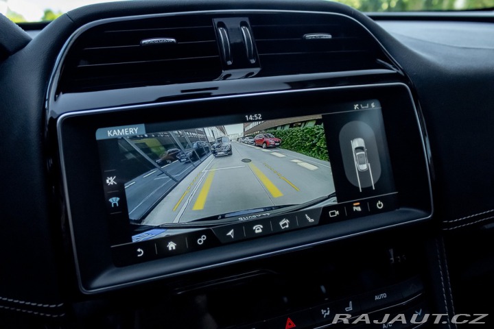 Jaguar F-Pace P250 R-Dynamic AWD I Pan 2021