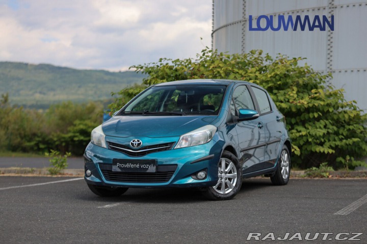 Toyota Yaris ACTIVE 2012