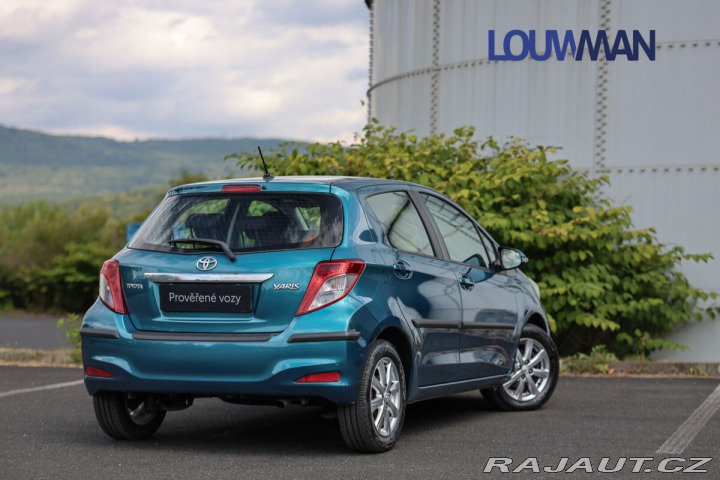Toyota Yaris ACTIVE 2012