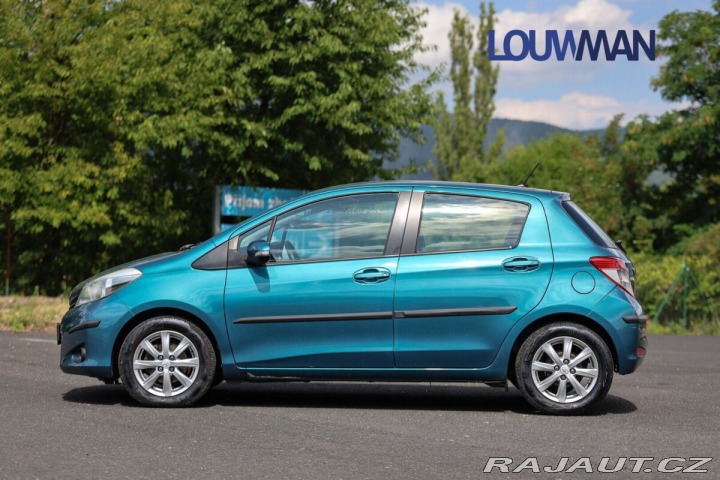 Toyota Yaris ACTIVE 2012