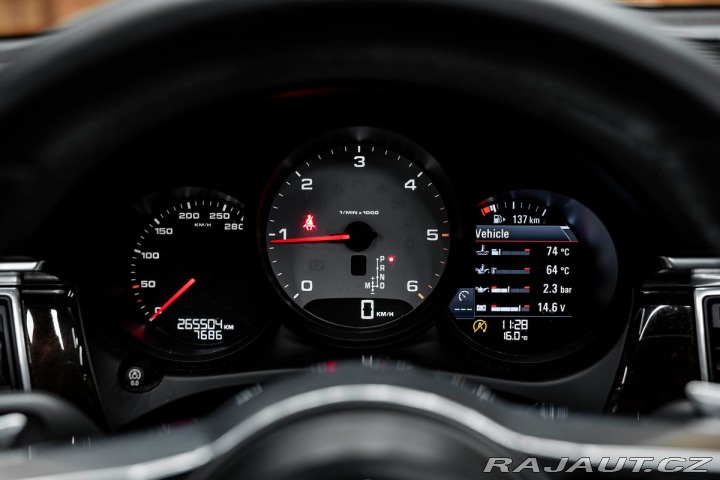 Porsche Macan S 2014