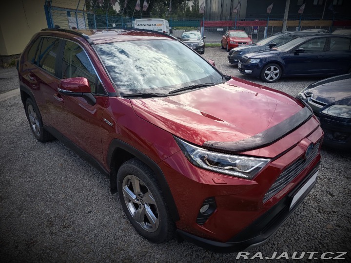 Toyota RAV4 2,5HSD e-CVT AWD ČR 1 maj 2020