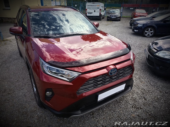 Toyota RAV4 2,5HSD e-CVT AWD ČR 1 maj 2020