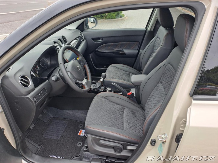 Suzuki Vitara 1,4 Elegance AllGrip MY25 2026