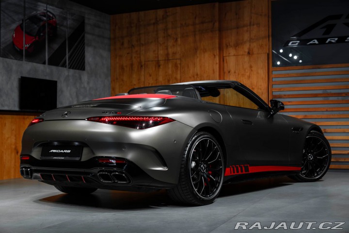 Mercedes-Benz SL  2024