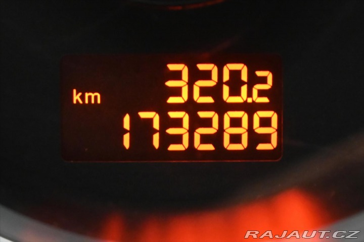 Peugeot 3008 1,6 HDI 84 kW Manuál 2014