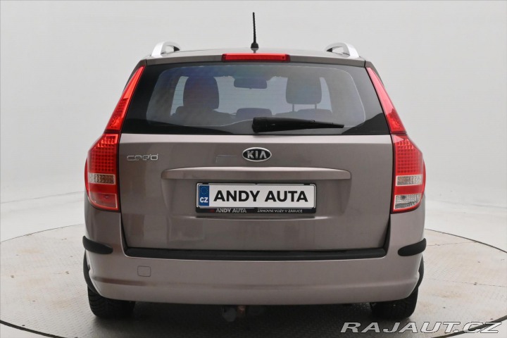 Kia Ceed 1,6 CVVT 92 kW TAŽNÉ 2010