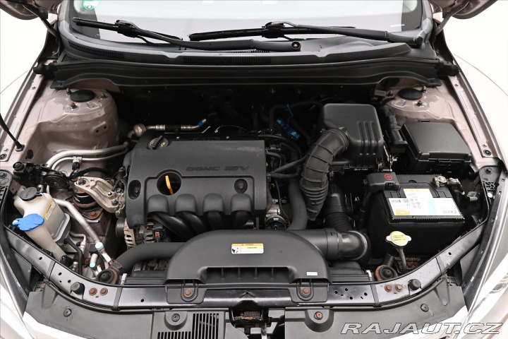 Kia Ceed 1,6 CVVT 92kW TAŽNÉ 2010
