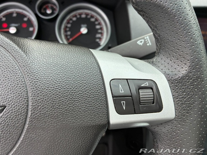 Opel Astra 1.9 CDTi, 110KW, GTC 2008