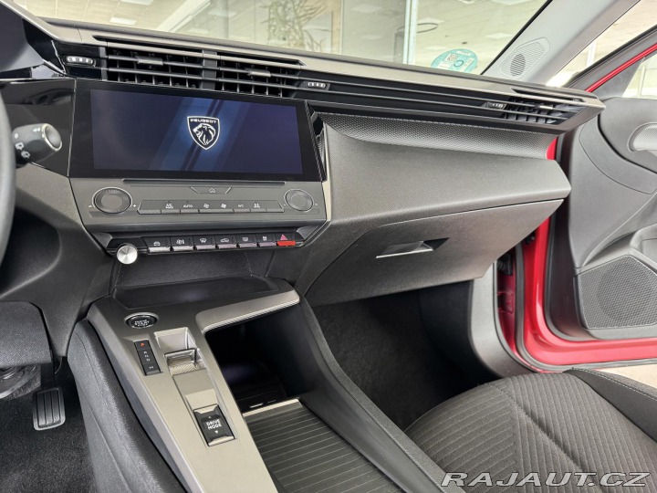 Peugeot 308 1,2PT 130*AT8*STYLE*Distr 2024