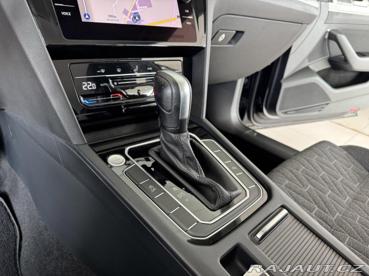 Volkswagen Passat 2,0TDI DSG*Navi*Distronic 2023