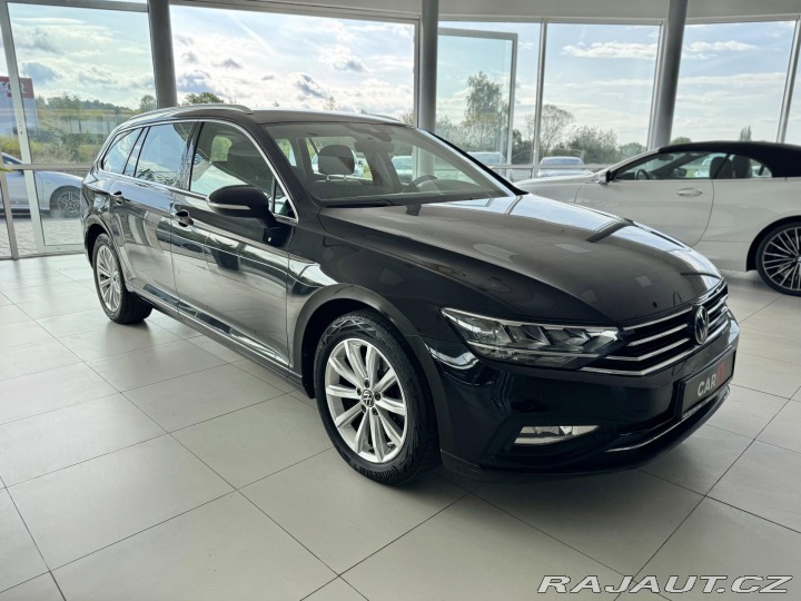 Volkswagen Passat 2,0TDI DSG*Navi*Distronic 2023