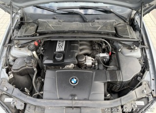 BMW 3 320i 2009