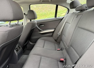 BMW 3 320i 2009