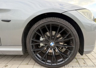 BMW 3 320i 2009