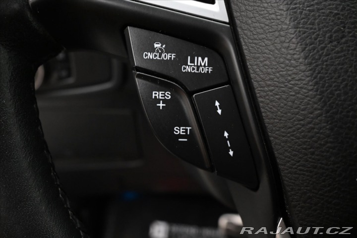 Ford S-MAX 2,0 TDCi 132 kW TITANIUM 2017