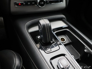 Volvo XC90 2.0 B6 220kW R-Design CZ 2020