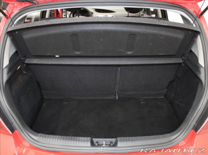 Hyundai i20 1,3 i 57kW Klima 1.maj.ČR 2011