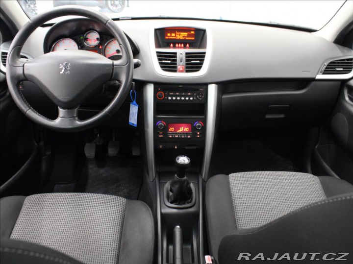 Peugeot 207 1,6 VTi 88kW Panorama 168 2009