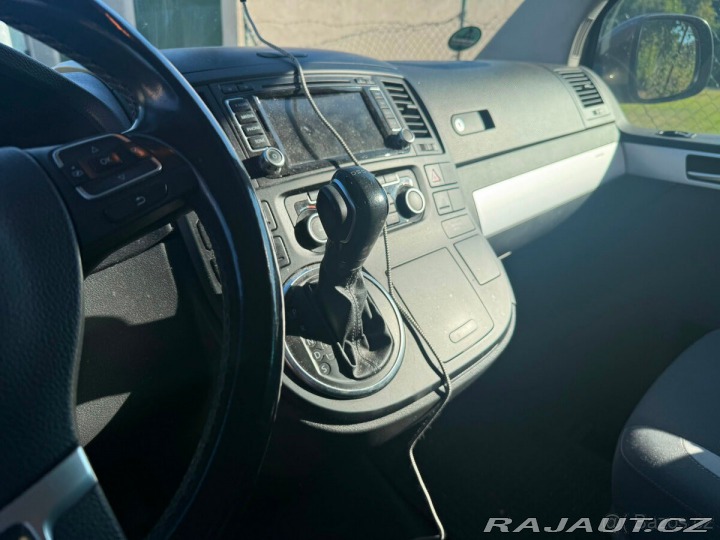 Volkswagen Multivan 2,0   biTDi Life LED DSG 2013