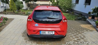 Volvo V40 D2 2017