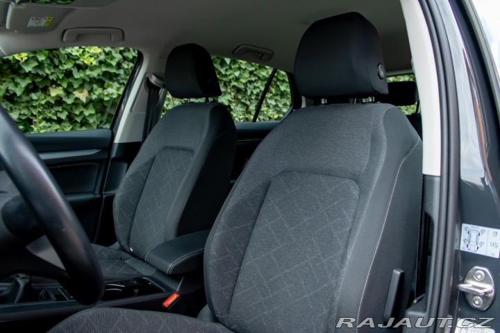 Volkswagen Golf 1.5 TSI 96 kW Life I LED 2024