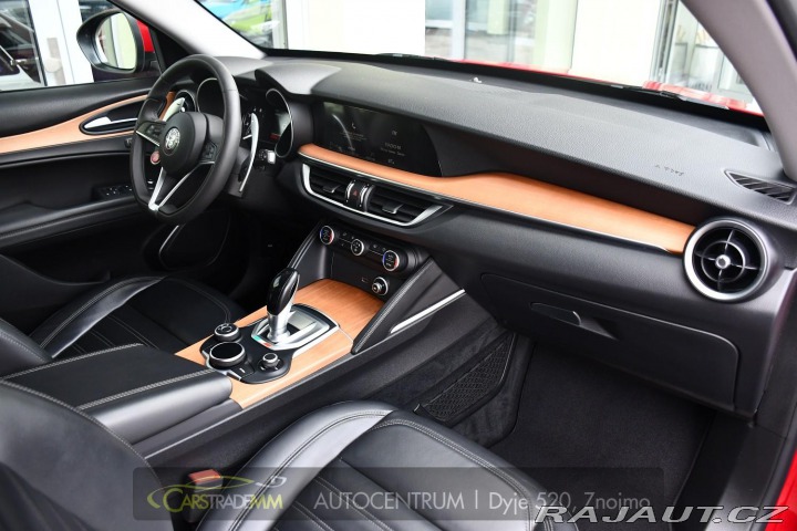 Alfa Romeo Stelvio 2.0 Q4 VELOCE 2017