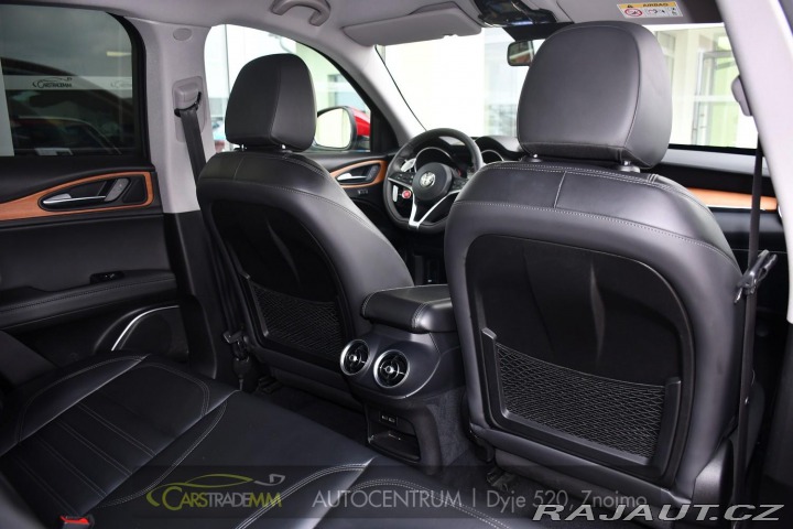 Alfa Romeo Stelvio 2.0 Q4 VELOCE 2017