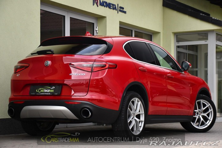 Alfa Romeo Stelvio 2.0 Q4 VELOCE 2017