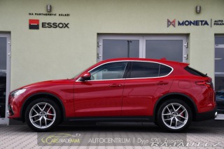 Alfa Romeo Stelvio 2.0 Q4 VELOCE 2017