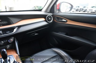 Alfa Romeo Stelvio 2.0 Q4 VELOCE 2017
