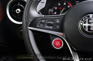 Alfa Romeo Stelvio 2.0 Q4 VELOCE 2017
