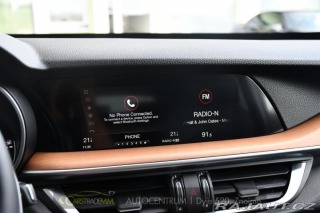 Alfa Romeo Stelvio 2.0 Q4 VELOCE 2017