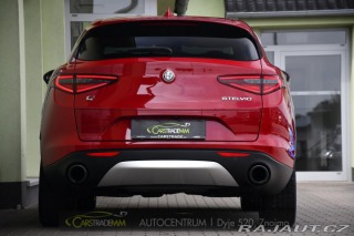 Alfa Romeo Stelvio 2.0 Q4 VELOCE 2017