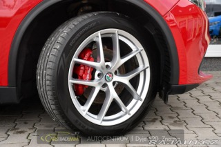 Alfa Romeo Stelvio 2.0 Q4 VELOCE 2017