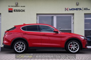 Alfa Romeo Stelvio 2.0 Q4 VELOCE 2017