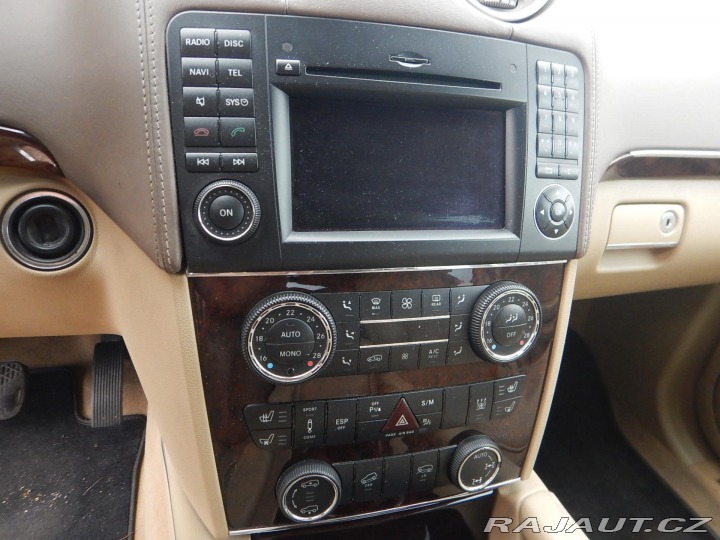 Mercedes-Benz GL 450 CDI 4MATIC, ČR, 7 MÍS 2010