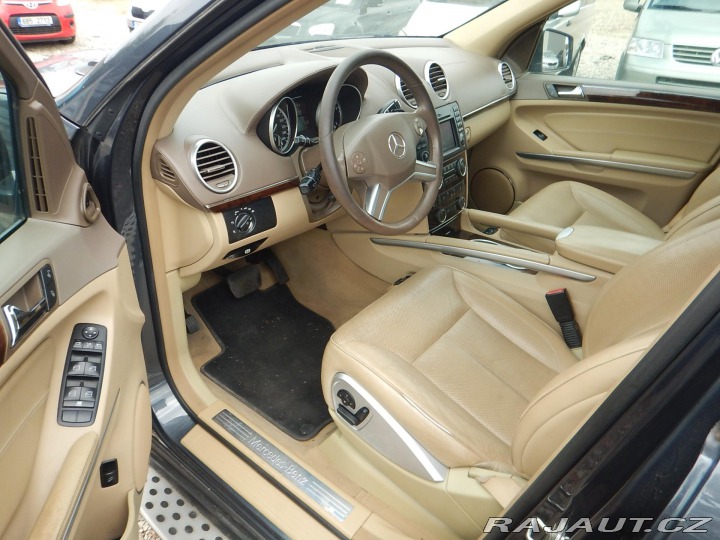 Mercedes-Benz GL 450 CDI 4MATIC, ČR, 7 MÍS 2010