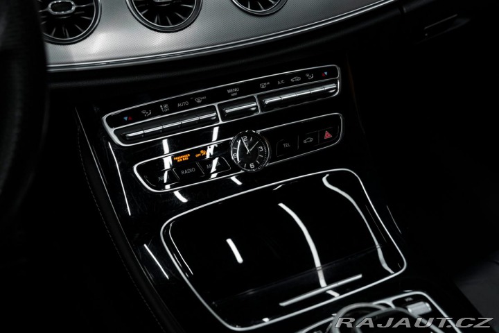 Mercedes-Benz E 2017